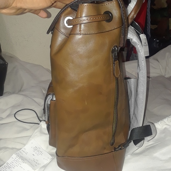 Backpack - Picture 2 of 4